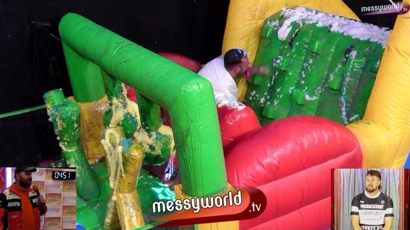 Inflatable Assault Course: Frank vs Wyn