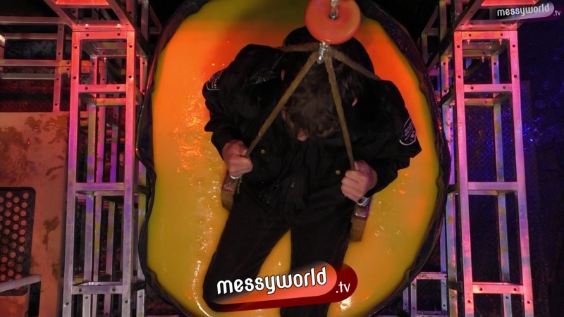 The Duckengeon: Police Officer vs Security Guard