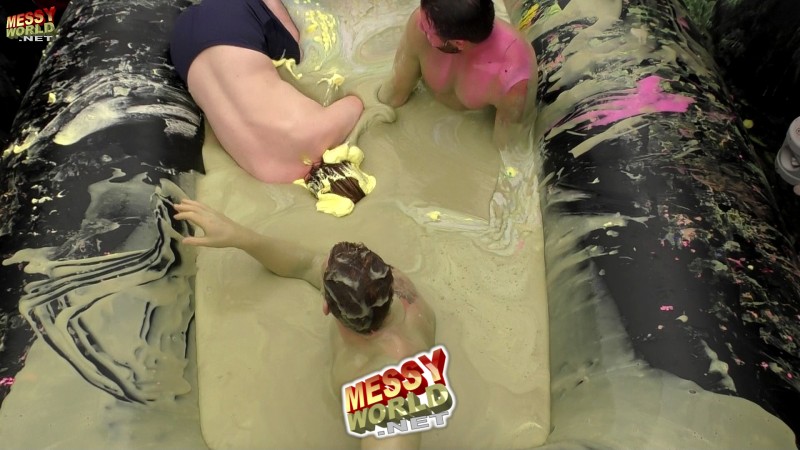 The Plunga! • Messyworld Pool Party