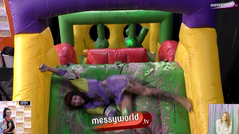 Inflatable Assault Course: S1-E1 Tina vs Erica