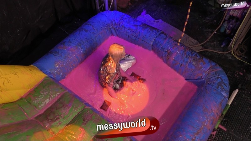 Assault Course: Chloe vs Erica