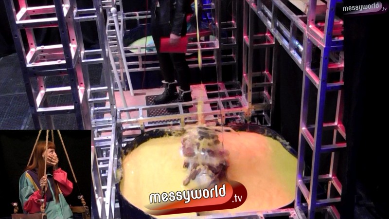 The Duckengeon: Lower Than Me Tina vs Louisa