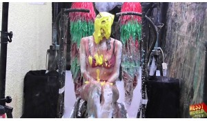 Human Carwash: Tamara in Bikini