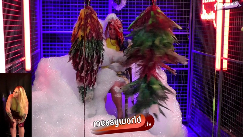 The Human Carwash: Amber vs Stacie