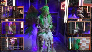 The Human Carwash • Emma vs Vicky