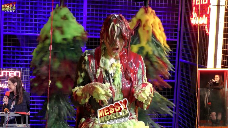 The Human Carwash • Kimberly vs Hannah 
