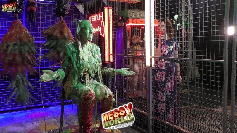 The Human Carwash • Tulula vs Martha 