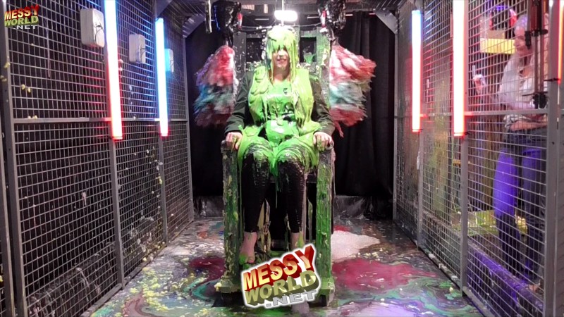 The Human Carwash: Rebecca vs Emma Round 3 
