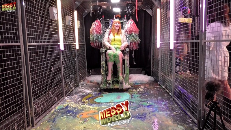 The Human Carwash • Rebecca vs Emma