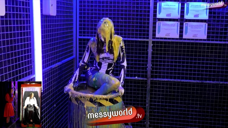 The Escape Room: Debbie vs Vicky