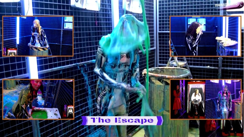 The Escape Room: Debbie vs Vicky