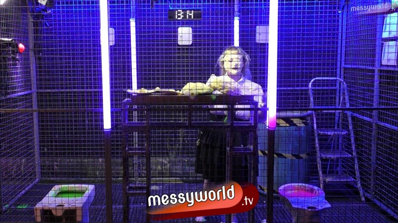 The Escape Room: Stacie vs Debbie
