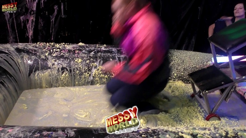 The Plunga! • Hannah Vs Gabby