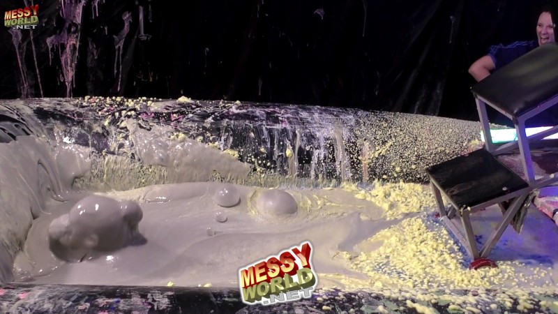 The Plunga! • Hannah Vs Gabby