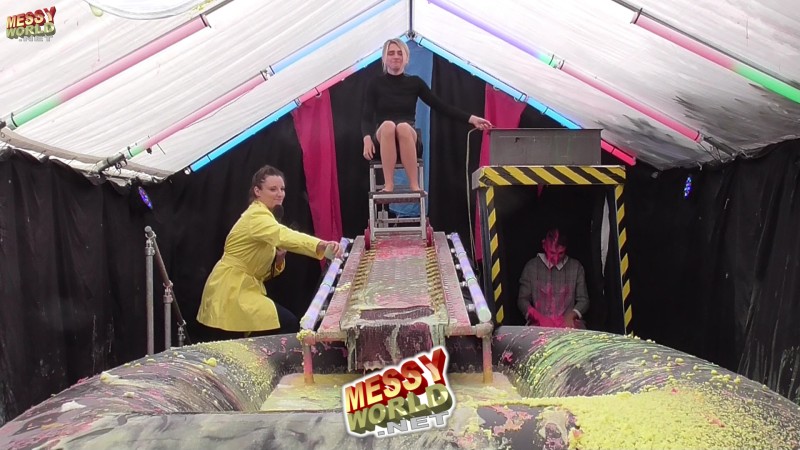 The Plunga! • Tess vs Abbie