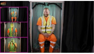 Builder Gunged in Destroyer (High Vis)